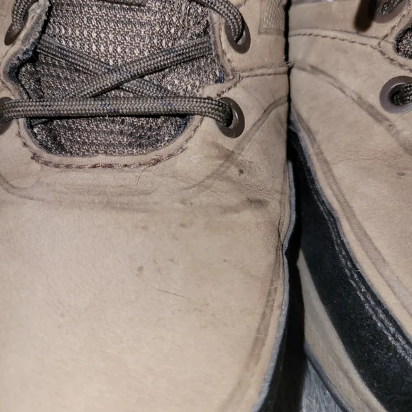 New balance horween leather explorer sneakers trail Mens Size 9.5 - Picture 4 of 13